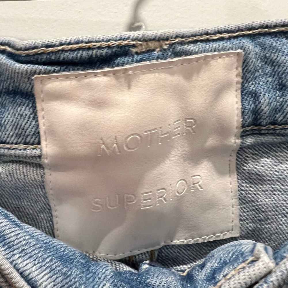 MOTHER The Tomcat Light Wash Distressed Ankle Cropped Jeans - Light Blue - Picture 5 of 9